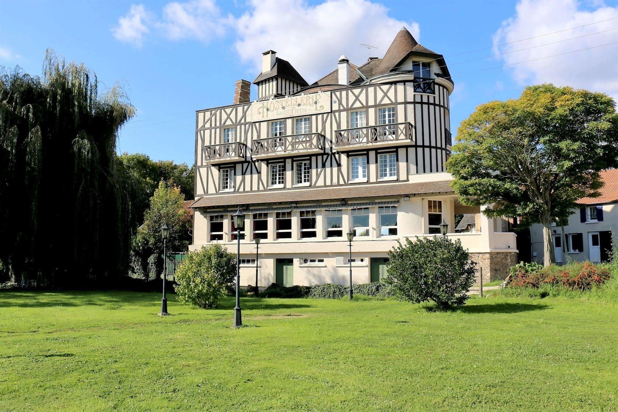 Hostellerie Saint Pierre Exterior foto